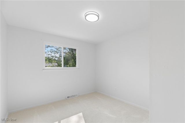 5981 Marra Drive, Bedford Heights, OH 44146