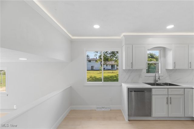 5981 Marra Drive, Bedford Heights, OH 44146