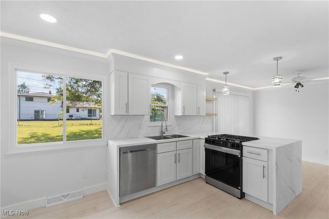 5981 Marra Drive, Bedford Heights, OH 44146