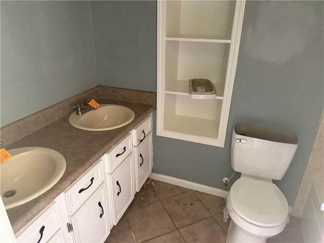 9968 Downing Street, Semmes, AL 36575