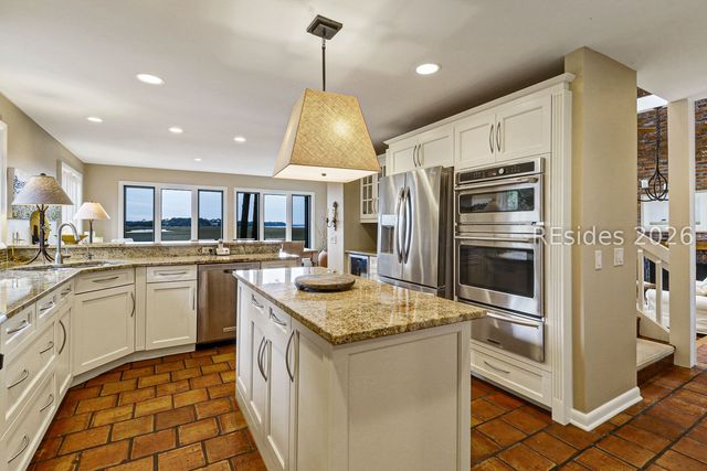 13 Nautilas Rd, Hilton Head Island, SC 29928