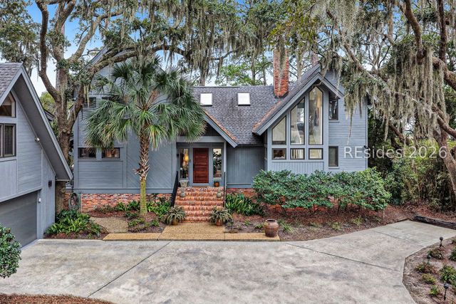 13 Nautilas Rd, Hilton Head Island, SC 29928