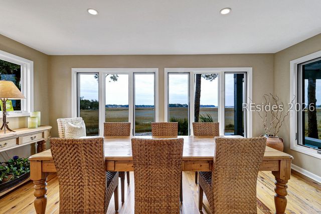 13 Nautilas Rd, Hilton Head Island, SC 29928