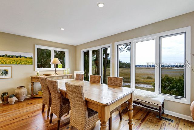 13 Nautilas Rd, Hilton Head Island, SC 29928