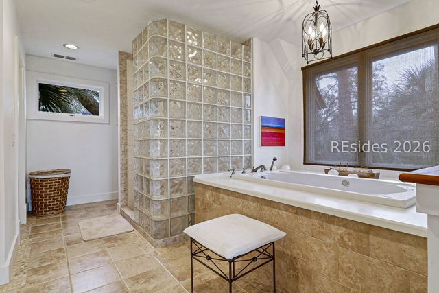 13 Nautilas Rd, Hilton Head Island, SC 29928