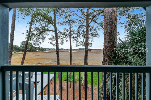 13 Nautilas Rd, Hilton Head Island, SC 29928