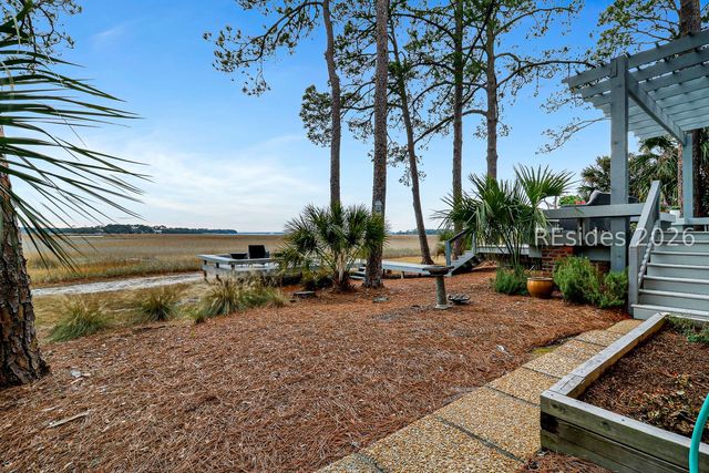 13 Nautilas Rd, Hilton Head Island, SC 29928