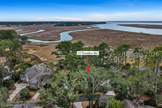 13 Nautilas Rd, Hilton Head Island, SC 29928