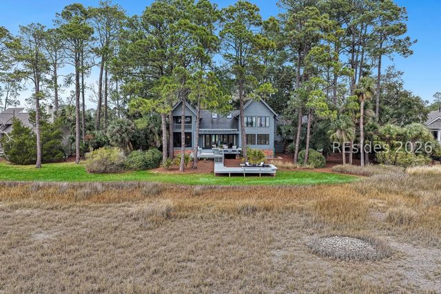 13 Nautilas Rd, Hilton Head Island, SC 29928