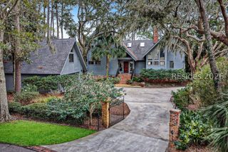 13 Nautilas Rd, Hilton Head Island, SC 29928
