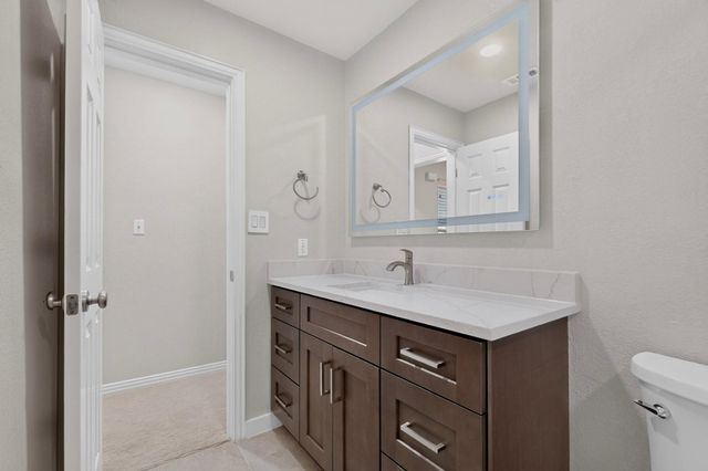 134 Catalina LN, Austin, TX 78737