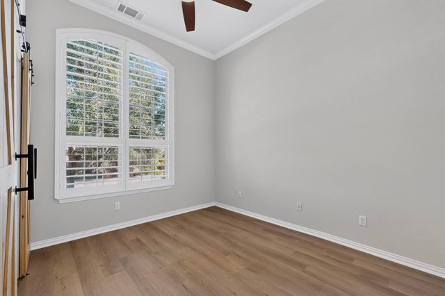 134 Catalina LN, Austin, TX 78737