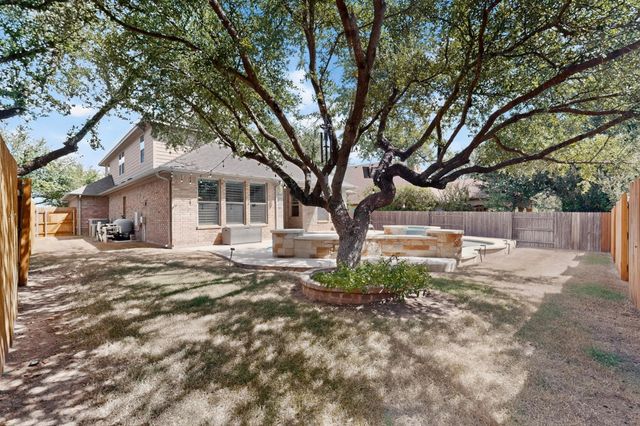 134 Catalina LN, Austin, TX 78737