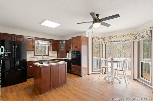 6775 Brookside Drive NE, Lanesville, IN 47136