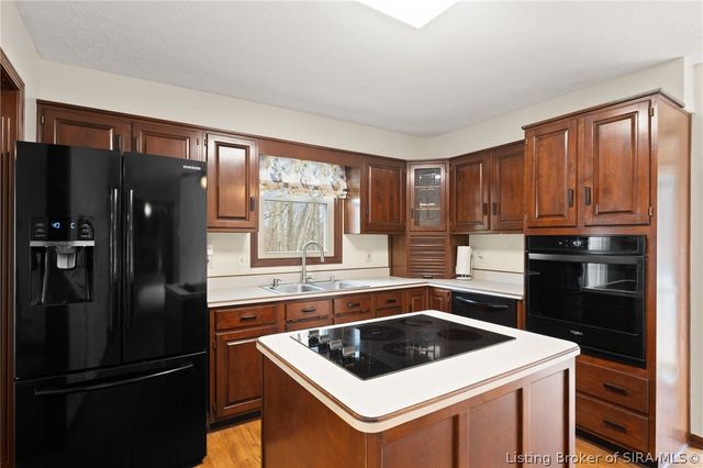 6775 Brookside Drive NE, Lanesville, IN 47136