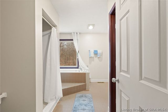 6775 Brookside Drive NE, Lanesville, IN 47136