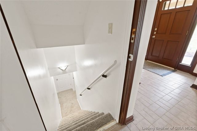 6775 Brookside Drive NE, Lanesville, IN 47136