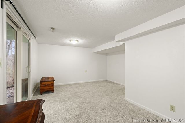 6775 Brookside Drive NE, Lanesville, IN 47136