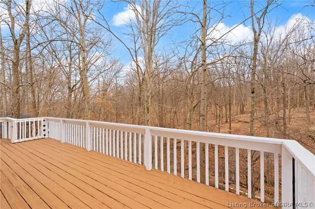 6775 Brookside Drive NE, Lanesville, IN 47136