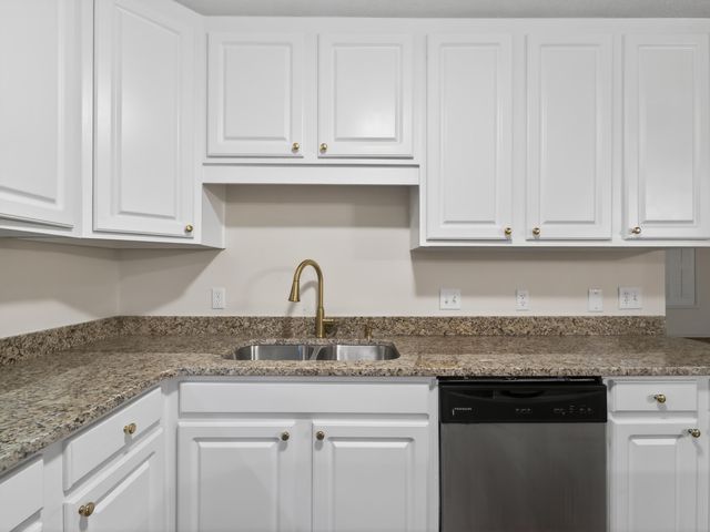 3188 Raccoon Road, Manning, SC 29102