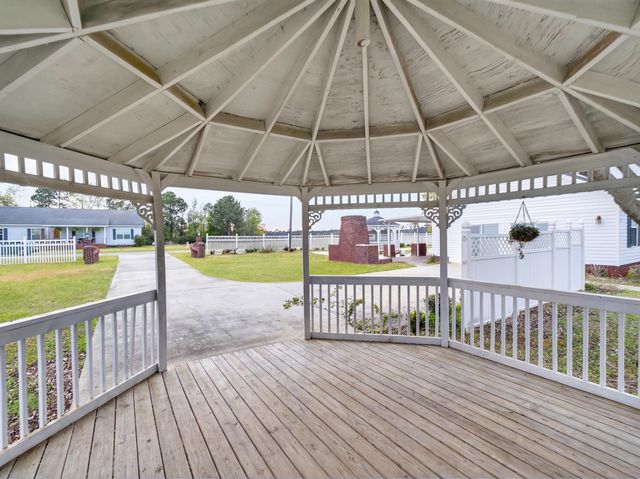 3188 Raccoon Road, Manning, SC 29102