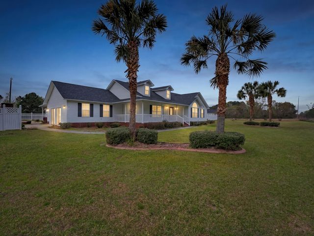 3188 Raccoon Road, Manning, SC 29102