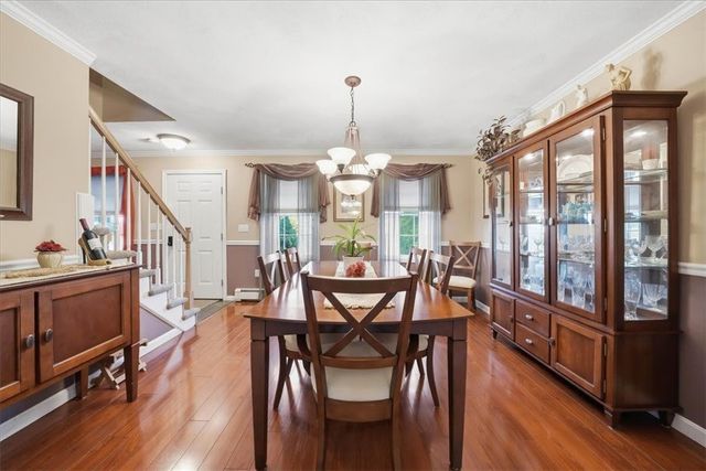 40 Chestnut Grove Avenue, Cumberland, RI 02864