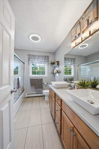 40 Chestnut Grove Avenue, Cumberland, RI 02864