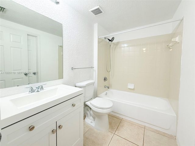 308 Belmont Ln 308, North Lauderdale, FL 33068