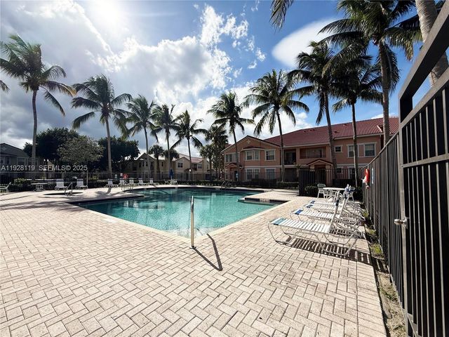 308 Belmont Ln 308, North Lauderdale, FL 33068