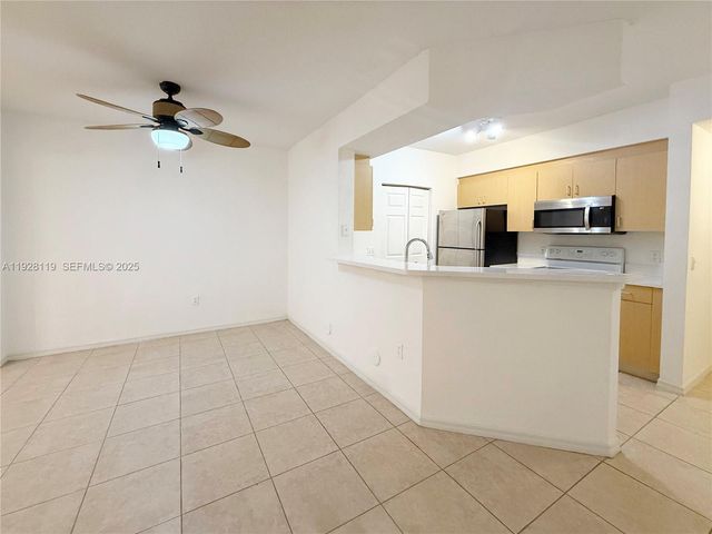 308 Belmont Ln 308, North Lauderdale, FL 33068