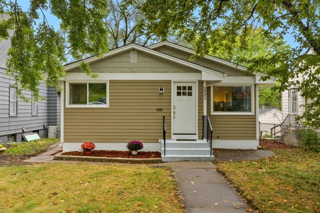 2931 Chowen Avenue N, Robbinsdale, MN 55422