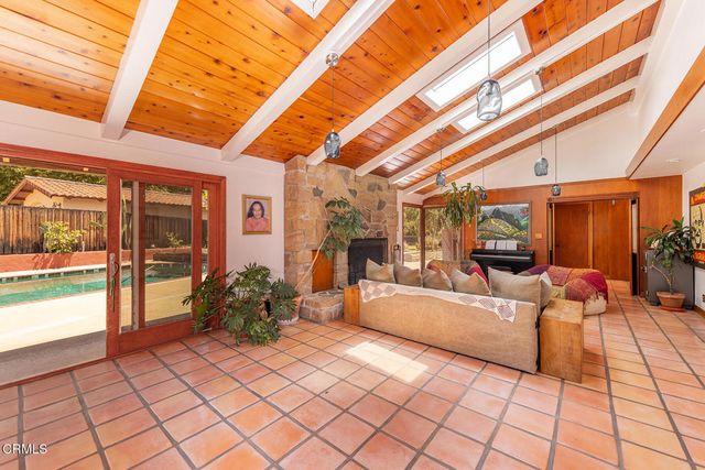 918 El Toro Road, Ojai, CA 93023
