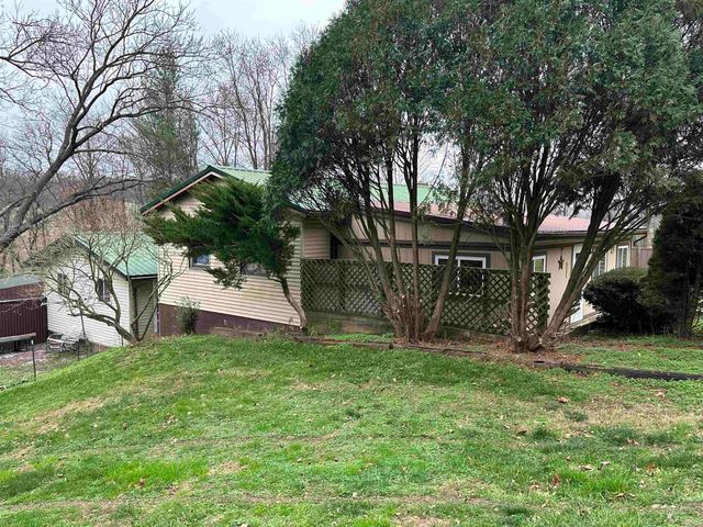 15850-2 WITT ROAD, Shoals, IN 47581