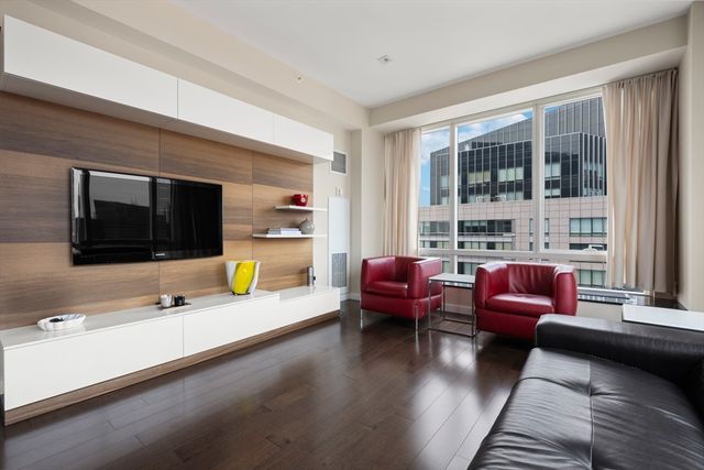 2 Avery St 35G, Boston, MA 02111