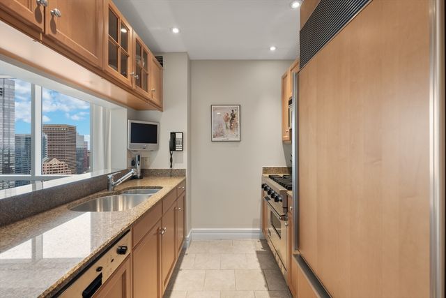 2 Avery St 35G, Boston, MA 02111