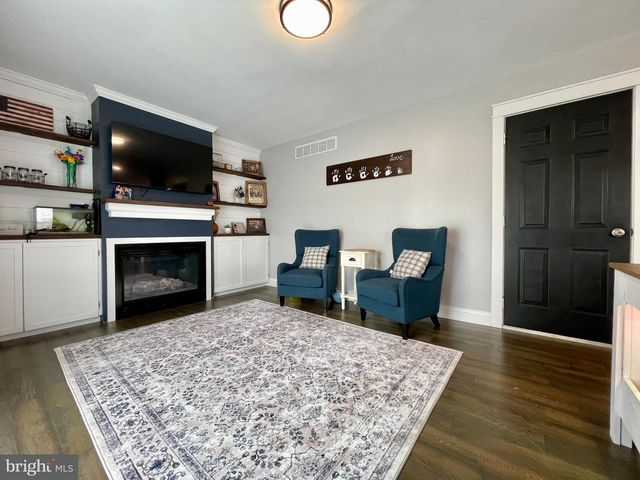 35 STACY DR, Barto, PA 19504