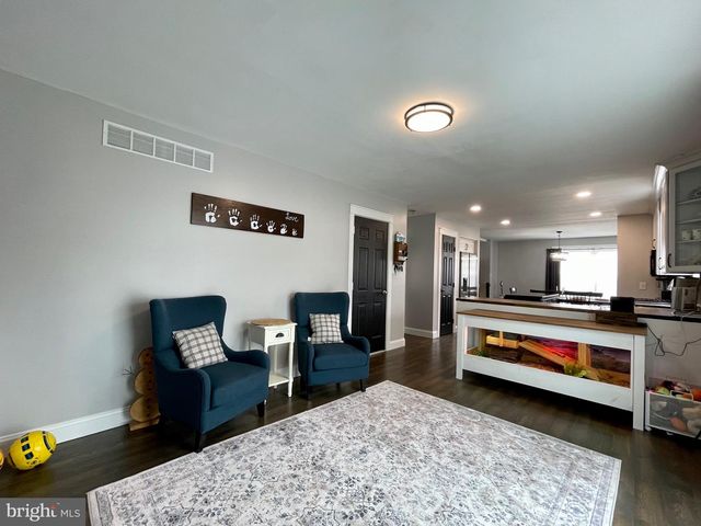 35 STACY DR, Barto, PA 19504