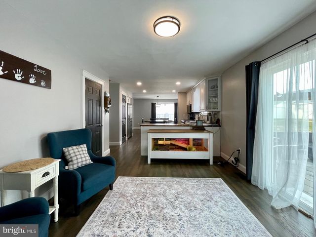 35 STACY DR, Barto, PA 19504