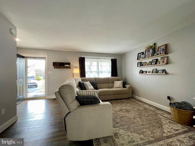 35 STACY DR, Barto, PA 19504