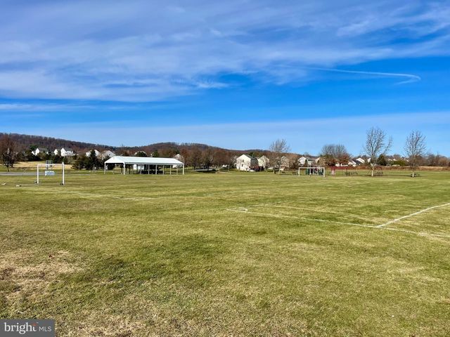 35 STACY DR, Barto, PA 19504