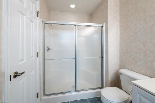 900 Shoreline Pointe, Newport News, VA 23602