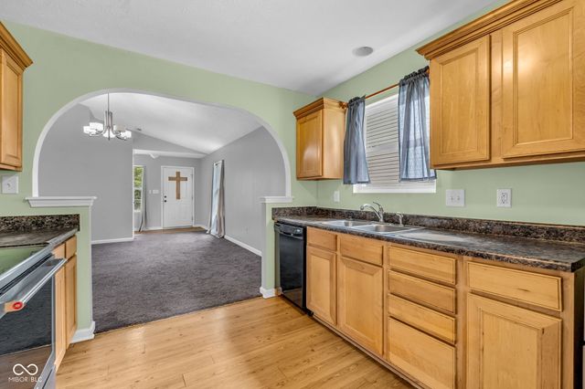11412 Long Lake, Indianapolis, IN 46235