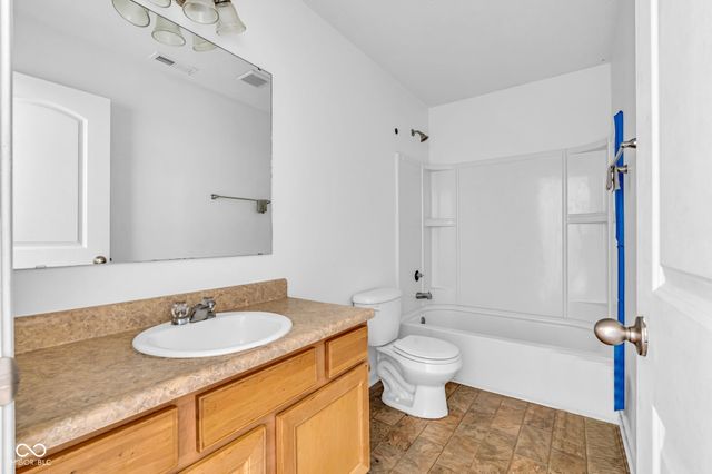 11412 Long Lake, Indianapolis, IN 46235