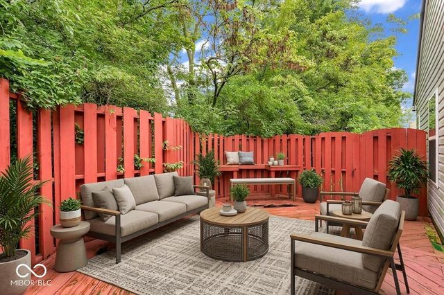 11412 Long Lake, Indianapolis, IN 46235