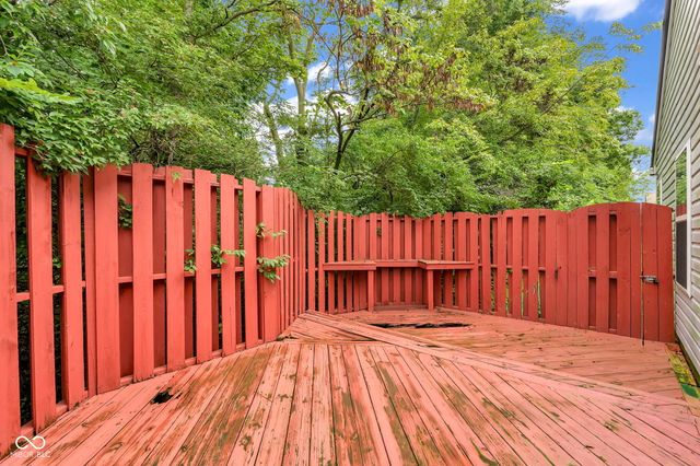 11412 Long Lake, Indianapolis, IN 46235
