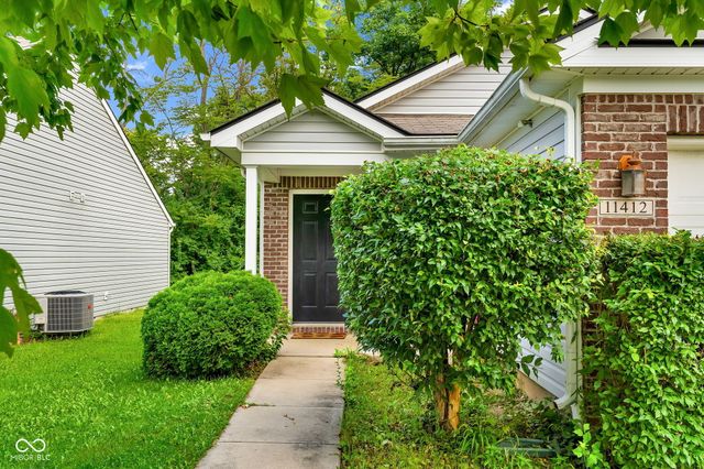 11412 Long Lake, Indianapolis, IN 46235