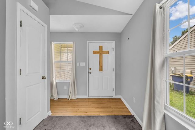 11412 Long Lake, Indianapolis, IN 46235