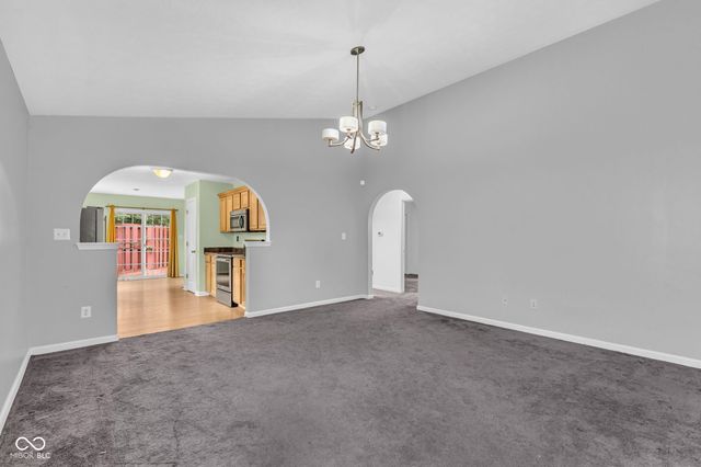 11412 Long Lake, Indianapolis, IN 46235