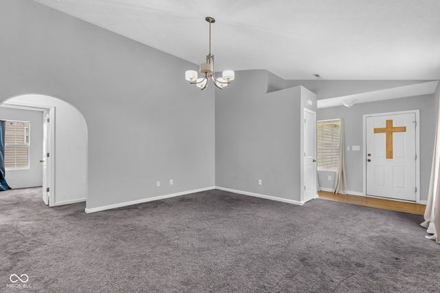 11412 Long Lake, Indianapolis, IN 46235